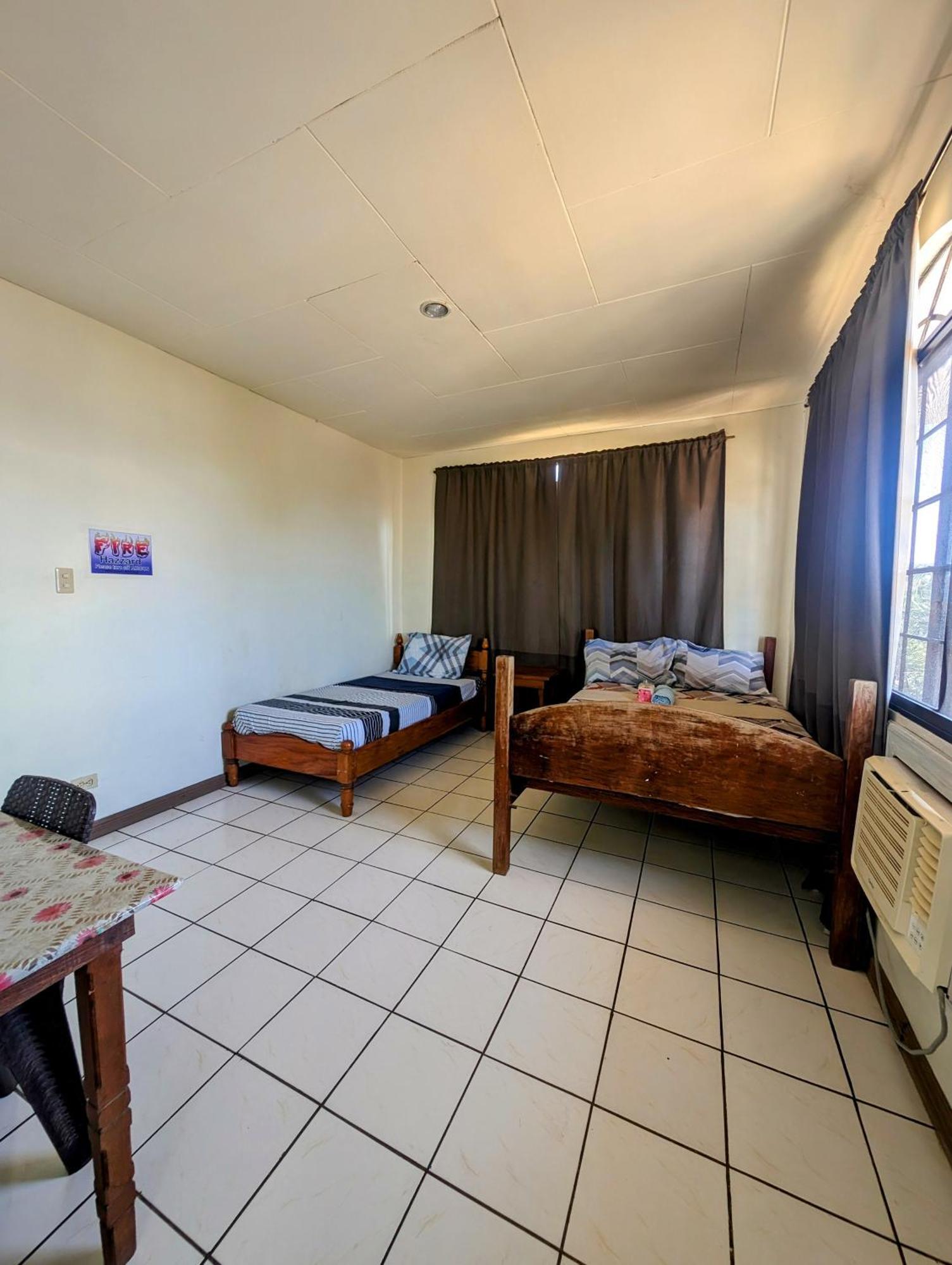Screaming Gecko Hostel Busuanga Bagian luar foto